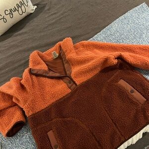 L.L. bean two toned fleece salmon, and maroon